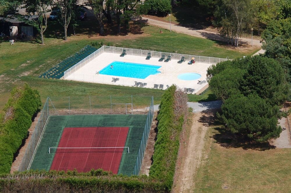 Hotel Terres De France - Le Domaine Du Moulin Neuf Rochefort-en-Terre Exteriér fotografie